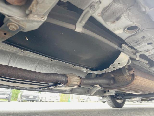 セレナ Ｓ　電動スライドドア　全周囲カメラ　衝突被害軽減システム　禁煙車　ＨＩＤヘッド　ビルトインＥＴＣ　オートライト　オートエアコン　Ｂｌｕｅｔｏｏｔｈ　フルセグ（26枚目）