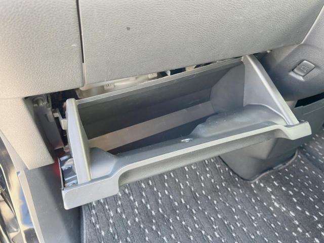 ルークス Ｘ　メモリーナビ　禁煙車　全周囲カメラ　インテリジェントエマージェンシーブレーキ　ハンズフリー両側電動ドア　ＬＥＤヘッド　インテリキー　電動パーキング＆オートホールド　オートエアコン　アームレスト（27枚目）