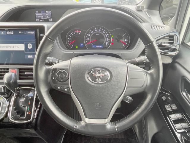 ノア Si ダブルバイビー 4WD 禁煙車 バックカメラ 純正SDナビ 後席モニター 両側電動スライドドア LEDヘッドライト ETC 衝突被害軽減システム レーダークルーズコントロールBluetooth フルセグ(10枚目)