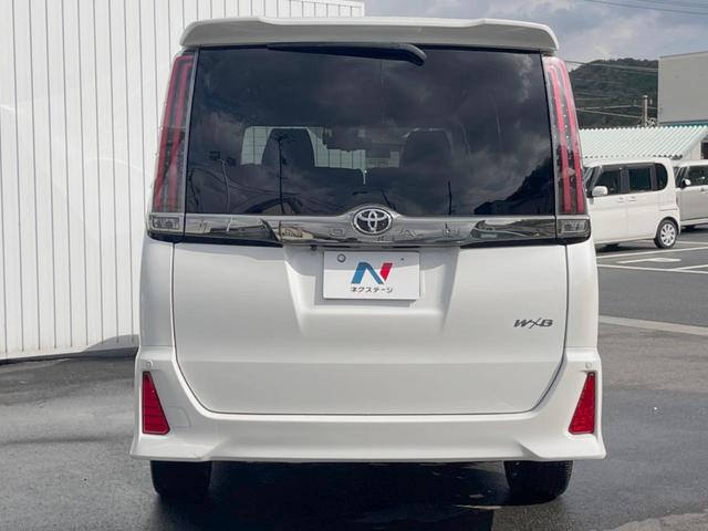 ノア Si ダブルバイビー 4WD 禁煙車 バックカメラ 純正SDナビ 後席モニター 両側電動スライドドア LEDヘッドライト ETC 衝突被害軽減システム レーダークルーズコントロールBluetooth フルセグ(17枚目)