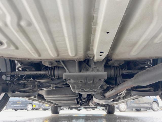 ノア Si ダブルバイビー 4WD 禁煙車 バックカメラ 純正SDナビ 後席モニター 両側電動スライドドア LEDヘッドライト ETC 衝突被害軽減システム レーダークルーズコントロールBluetooth フルセグ(19枚目)