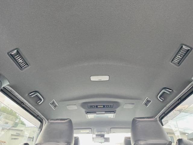 ノア Si ダブルバイビー 4WD 禁煙車 バックカメラ 純正SDナビ 後席モニター 両側電動スライドドア LEDヘッドライト ETC 衝突被害軽減システム レーダークルーズコントロールBluetooth フルセグ(21枚目)