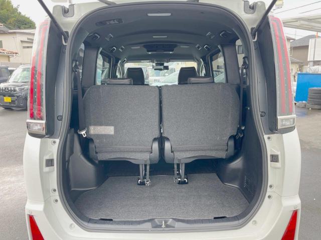 ノア Si ダブルバイビー 4WD 禁煙車 バックカメラ 純正SDナビ 後席モニター 両側電動スライドドア LEDヘッドライト ETC 衝突被害軽減システム レーダークルーズコントロールBluetooth フルセグ(23枚目)