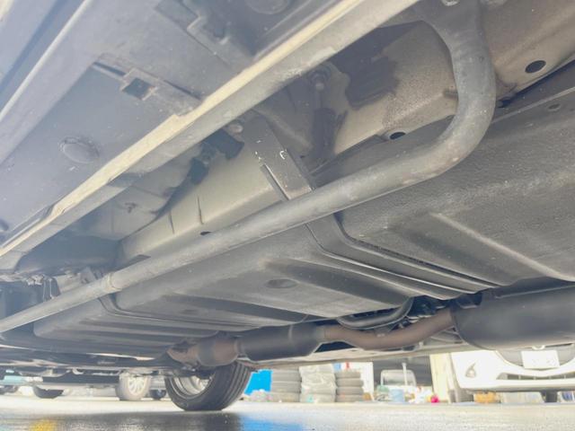 ノア Si ダブルバイビー 4WD 禁煙車 バックカメラ 純正SDナビ 後席モニター 両側電動スライドドア LEDヘッドライト ETC 衝突被害軽減システム レーダークルーズコントロールBluetooth フルセグ(26枚目)