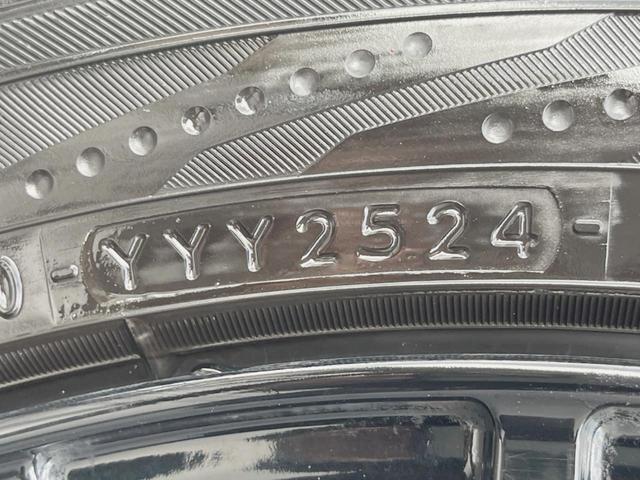 ノア Si ダブルバイビー 4WD 禁煙車 バックカメラ 純正SDナビ 後席モニター 両側電動スライドドア LEDヘッドライト ETC 衝突被害軽減システム レーダークルーズコントロールBluetooth フルセグ(28枚目)