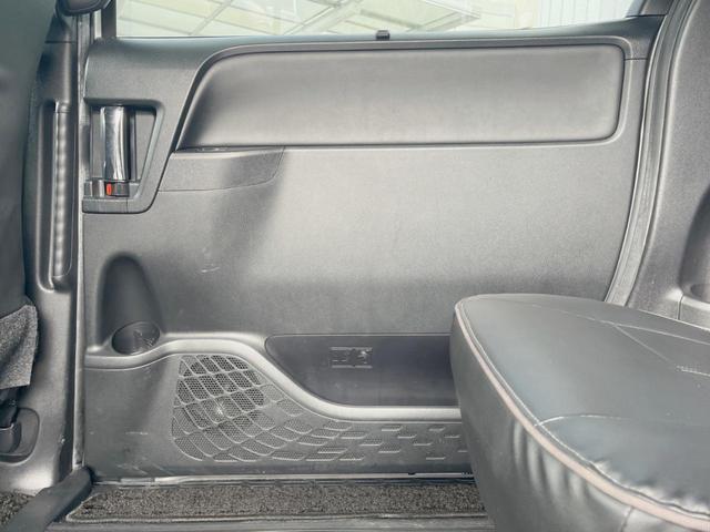 ノア Si ダブルバイビー 4WD 禁煙車 バックカメラ 純正SDナビ 後席モニター 両側電動スライドドア LEDヘッドライト ETC 衝突被害軽減システム レーダークルーズコントロールBluetooth フルセグ(32枚目)