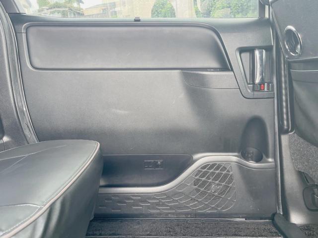 ノア Si ダブルバイビー 4WD 禁煙車 バックカメラ 純正SDナビ 後席モニター 両側電動スライドドア LEDヘッドライト ETC 衝突被害軽減システム レーダークルーズコントロールBluetooth フルセグ(33枚目)