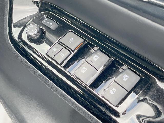 ノア Si ダブルバイビー 4WD 禁煙車 バックカメラ 純正SDナビ 後席モニター 両側電動スライドドア LEDヘッドライト ETC 衝突被害軽減システム レーダークルーズコントロールBluetooth フルセグ(36枚目)