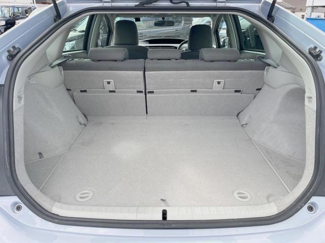 プリウス S 禁煙車 ストラーダナビ バックカメラ ETC スマートキー Bluetooth DVD再生(12枚目)