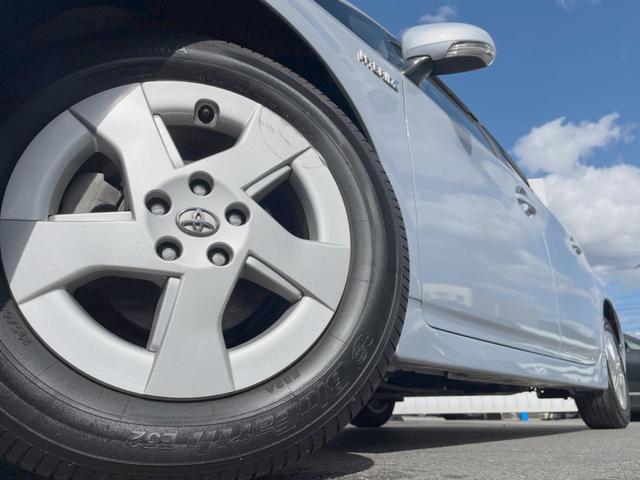 プリウス S 禁煙車 ストラーダナビ バックカメラ ETC スマートキー Bluetooth DVD再生(14枚目)