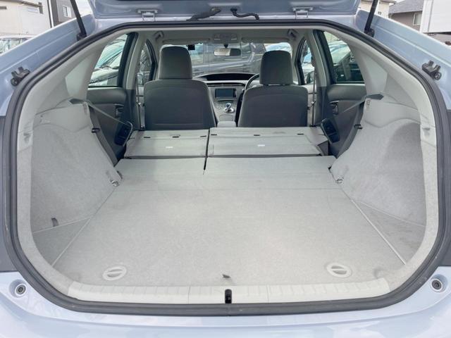 プリウス S 禁煙車 ストラーダナビ バックカメラ ETC スマートキー Bluetooth DVD再生(20枚目)