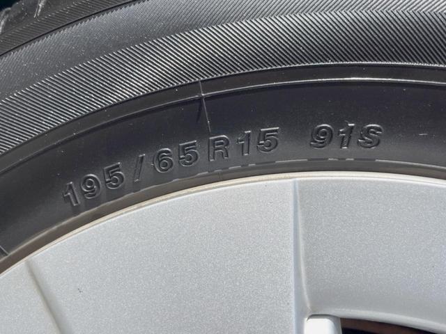 プリウス S 禁煙車 ストラーダナビ バックカメラ ETC スマートキー Bluetooth DVD再生(48枚目)