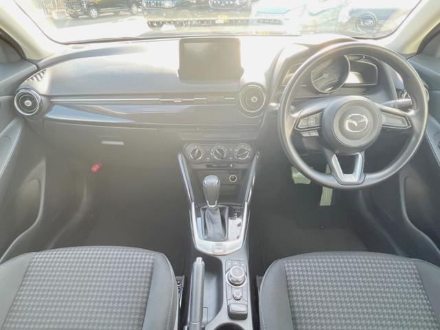 デミオ 15S 禁煙車 ディスプレイオーディオ バックカメラ ETC 衝突被害軽減システム 車線逸脱・抑制装置 スマートキー オートエアコン オートライト フルセグ(2枚目)