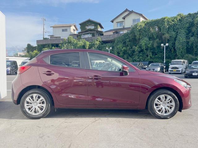 デミオ 15S 禁煙車 ディスプレイオーディオ バックカメラ ETC 衝突被害軽減システム 車線逸脱・抑制装置 スマートキー オートエアコン オートライト フルセグ(51枚目)