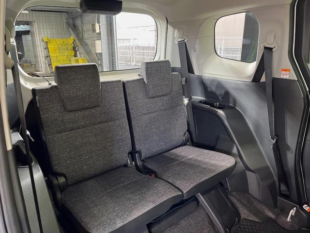 シエンタ Z 純正10.5型ナビ 両側電動スライド フリップダウン 全周囲カメラ 衝突軽減装置 レーダークルーズ 禁煙車 レーンキープ スマートキー LEDヘッド ETC オートマチックハイビーム オートライト(9枚目)