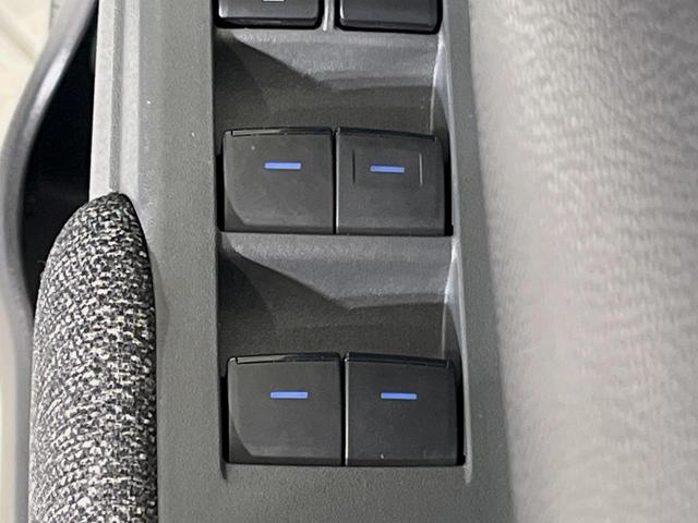 シエンタ Z 純正10.5型ナビ 両側電動スライド フリップダウン 全周囲カメラ 衝突軽減装置 レーダークルーズ 禁煙車 レーンキープ スマートキー LEDヘッド ETC オートマチックハイビーム オートライト(39枚目)