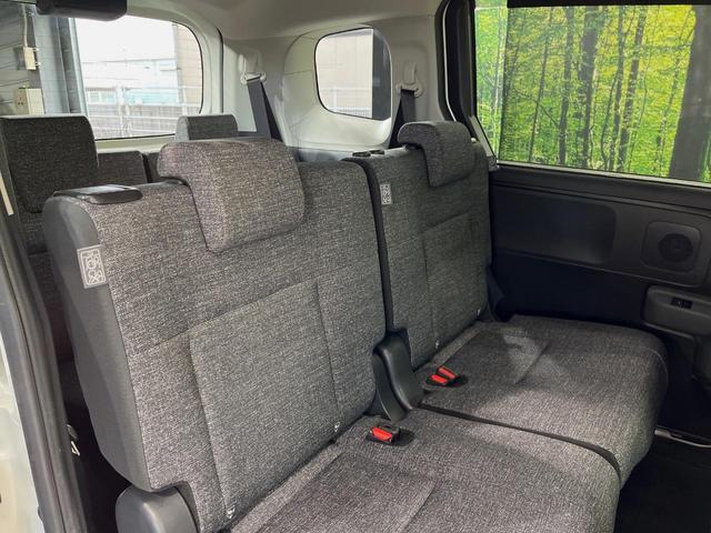 シエンタ Z 純正10.5型ナビ 両側電動スライド フリップダウン 全周囲カメラ 衝突軽減装置 レーダークルーズ 禁煙車 レーンキープ スマートキー LEDヘッド ETC オートマチックハイビーム オートライト(43枚目)