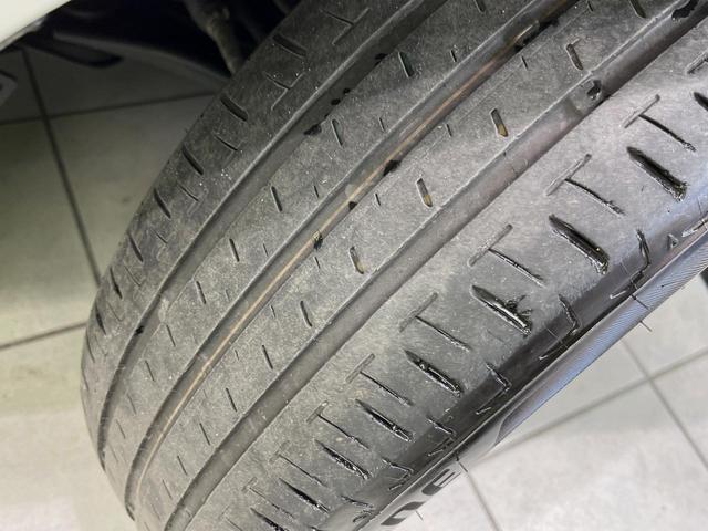 シエンタ Z 純正10.5型ナビ 両側電動スライド フリップダウン 全周囲カメラ 衝突軽減装置 レーダークルーズ 禁煙車 レーンキープ スマートキー LEDヘッド ETC オートマチックハイビーム オートライト(62枚目)