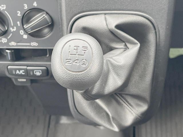 【フロア５速ＭＴ】走りの５速ＭＴ！！スポーティーな走行をお楽しみいただけます♪