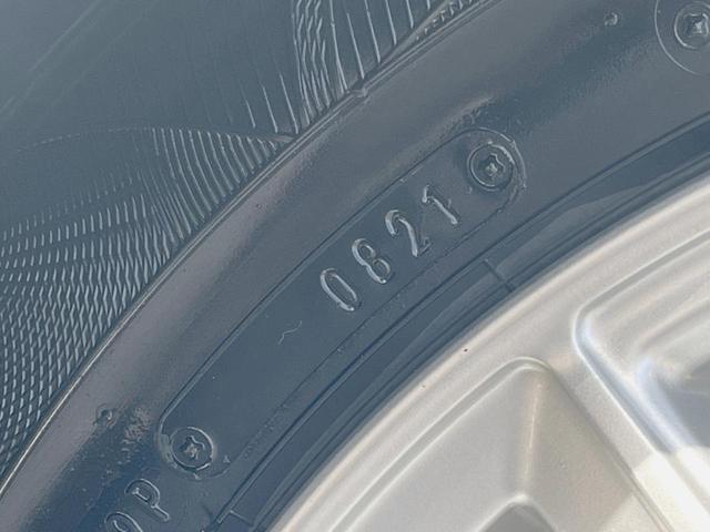 フィット Ｇ・１０ｔｈアニバーサリー　ＣＤ再生オーディオ　ＥＴＣ　スマートキー　アイドリングストップ機能　電動格納ドアミラー　エアコン　パワーウィンドウ　１４インチアルミホイール　プライバシーガラス　運転席シートリフター（33枚目）