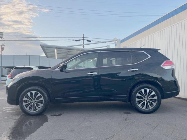 エクストレイル モード・プレミア　エマージェンシーブレーキパッケージ　純正ナビゲーション　アラウンドビューモニター　インテリジェントエマージェンシーブレーキ　シートヒーター　スマートキー　ＥＴＣ　アイドリングストップ機能　横滑り防止装置（62枚目）