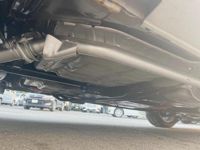 ヴェゼル ハイブリッドＺ・ホンダセンシング　４ＷＤ　禁煙車　ＳＤ純正ナビ　バックカメラ　ＥＴＣ　ＬＥＤヘッドライト　衝突被害軽減システム　レーダークルーズコントロール　シートヒーター　Ｂｌｕｅｔｏｏｔｈ　ＤＶＤ再生　フルセグ（24枚目）