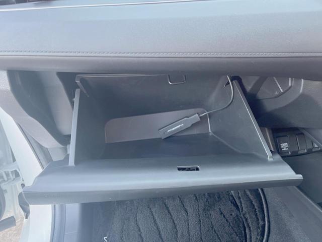 ヴェゼル ハイブリッドＺ・ホンダセンシング　４ＷＤ　禁煙車　ＳＤ純正ナビ　バックカメラ　ＥＴＣ　ＬＥＤヘッドライト　衝突被害軽減システム　レーダークルーズコントロール　シートヒーター　Ｂｌｕｅｔｏｏｔｈ　ＤＶＤ再生　フルセグ（27枚目）