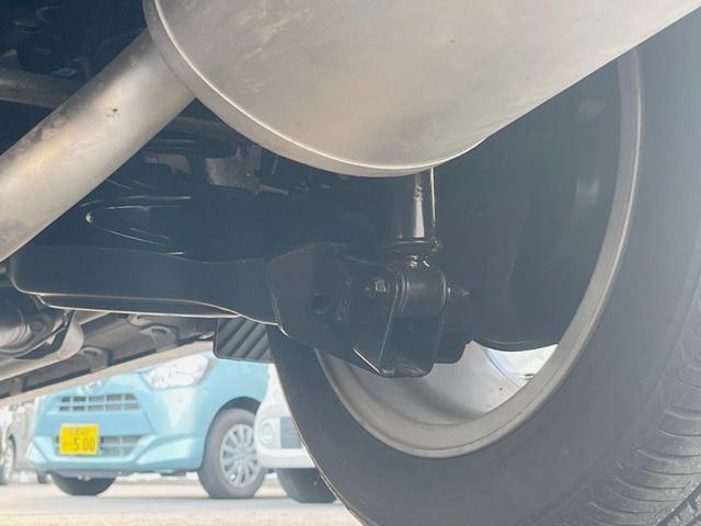 ヴェゼル ハイブリッドＺ・ホンダセンシング　４ＷＤ　禁煙車　ＳＤ純正ナビ　バックカメラ　ＥＴＣ　ＬＥＤヘッドライト　衝突被害軽減システム　レーダークルーズコントロール　シートヒーター　Ｂｌｕｅｔｏｏｔｈ　ＤＶＤ再生　フルセグ（29枚目）