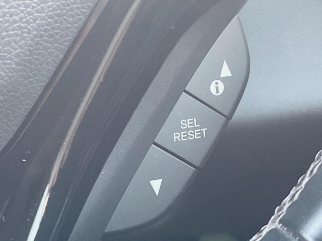 ヴェゼル ハイブリッドＺ・ホンダセンシング　４ＷＤ　禁煙車　ＳＤ純正ナビ　バックカメラ　ＥＴＣ　ＬＥＤヘッドライト　衝突被害軽減システム　レーダークルーズコントロール　シートヒーター　Ｂｌｕｅｔｏｏｔｈ　ＤＶＤ再生　フルセグ（40枚目）