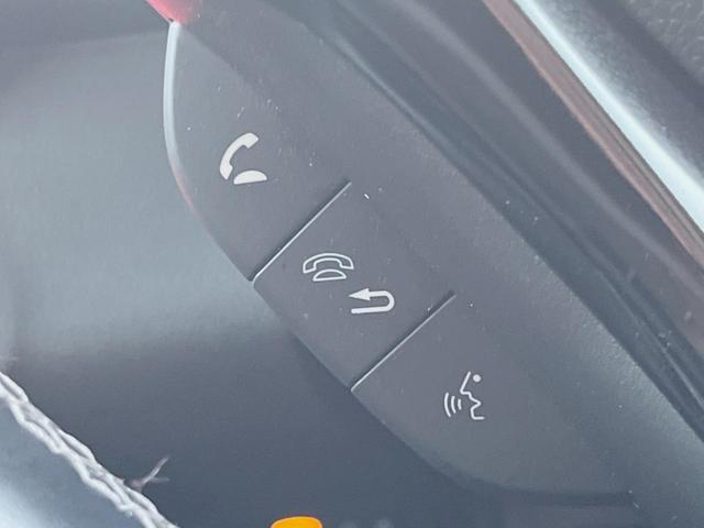 ヴェゼル ハイブリッドＺ・ホンダセンシング　４ＷＤ　禁煙車　ＳＤ純正ナビ　バックカメラ　ＥＴＣ　ＬＥＤヘッドライト　衝突被害軽減システム　レーダークルーズコントロール　シートヒーター　Ｂｌｕｅｔｏｏｔｈ　ＤＶＤ再生　フルセグ（41枚目）