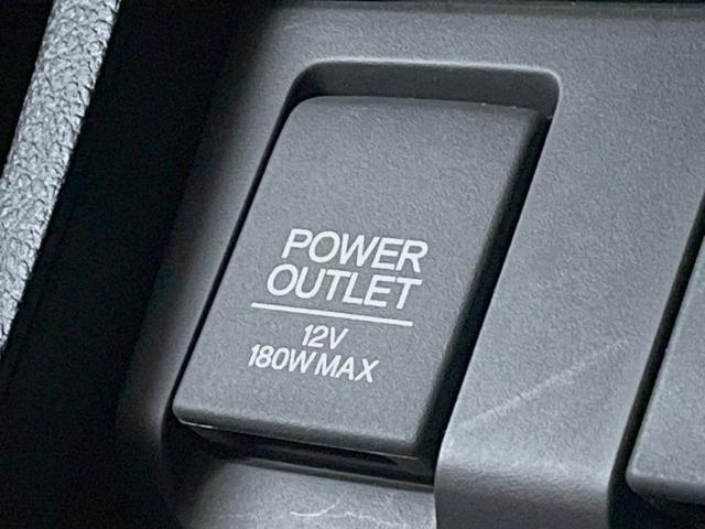 ヴェゼル ハイブリッドＺ・ホンダセンシング　４ＷＤ　禁煙車　ＳＤ純正ナビ　バックカメラ　ＥＴＣ　ＬＥＤヘッドライト　衝突被害軽減システム　レーダークルーズコントロール　シートヒーター　Ｂｌｕｅｔｏｏｔｈ　ＤＶＤ再生　フルセグ（48枚目）