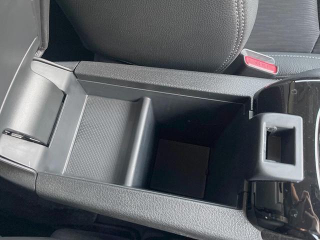 ヴェゼル ハイブリッドＺ・ホンダセンシング　４ＷＤ　禁煙車　ＳＤ純正ナビ　バックカメラ　ＥＴＣ　ＬＥＤヘッドライト　衝突被害軽減システム　レーダークルーズコントロール　シートヒーター　Ｂｌｕｅｔｏｏｔｈ　ＤＶＤ再生　フルセグ（53枚目）