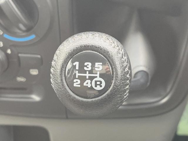 NV100クリッパーバン DX GLパッケージ 4WD オーディオ エアコン LEDライト(4枚目)