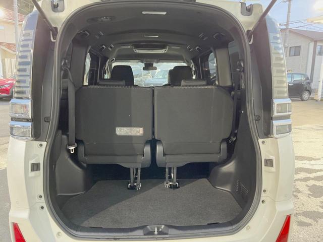 ヴォクシー ZS 煌II 禁煙車 アルパインナビ バックカメラ ETC 両側電動スライドドア 後席モニター LEDヘッドライト レーダークルーズコントロール 衝突被害軽減システム Bluetooth フルセグ(32枚目)