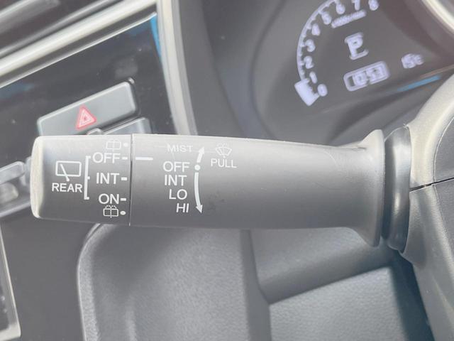 フィット 13G・L ホンダセンシング バックカメラ 衝突被害軽減システム レーダークルーズ コーナーセンサー LEDヘッド ビルトインETC 純正15インチアルミ オートハイビーム 車線逸脱警報 オートライト オートエアコン(41枚目)