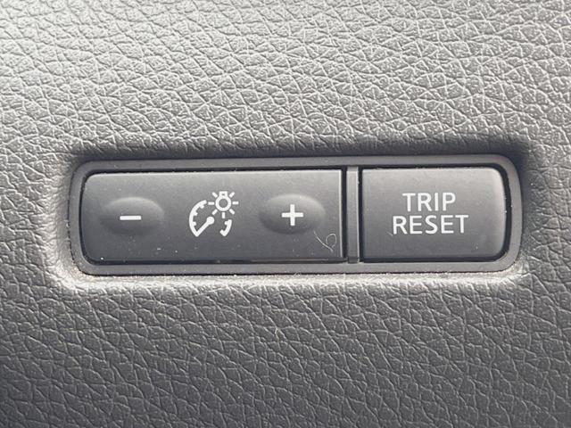 エクストレイル ２０Ｘ　ハイブリッド　エマージェンシーブレーキＰ　４ＷＤ　禁煙車　純正ナビ　バックカメラ　ＥＴＣ　ＬＥＤヘッドライト　シートヒーター　スマートキー　Ｂｌｕｅｔｏｏｔｈ　ＤＶＤ再生　フルセグ（36枚目）