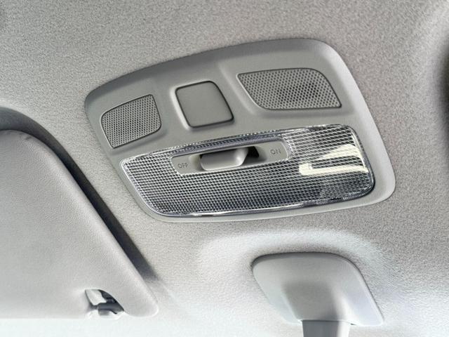 ワゴンＲスマイル Ｇ　２型　オートライト　スライドドア　プッシュスタート　オートエアコン　スズキセーフティーサポート　衝突被害軽減システム　アイドリングストップ　衝突安全ボディ　盗難防止システム　横滑り防止機能（12枚目）