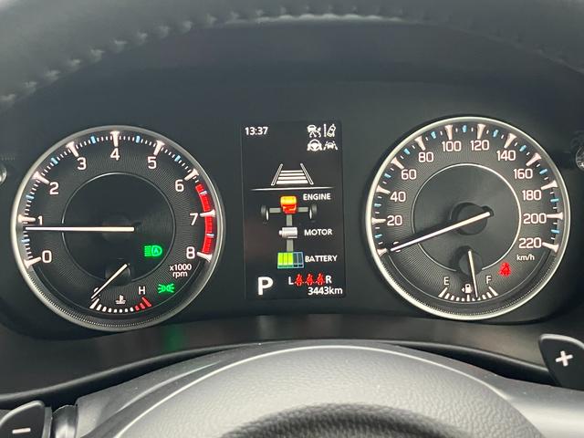 フロンクス １型　バックカメラ　オートライト　Ｂｌｕｅｔｏｏｔｈ　純正ナビ　プッシュスタート　シートヒーター　オートエアコン　スズキセーフティーサポート　衝突被害軽減システム　アイドリングストップ　横滑り防止機能（37枚目）