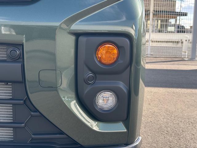 スペーシアギア ハイブリッドXZ ターボ デュアルセンサーブレーキサポートII、誤発進抑制機能、後方誤発進抑制機能、低速時ブレーキサポート(前進、後退)、パーキングセンサー(フロント、リヤ)、車線逸脱警報機能、車線逸脱抑制機能(8枚目)