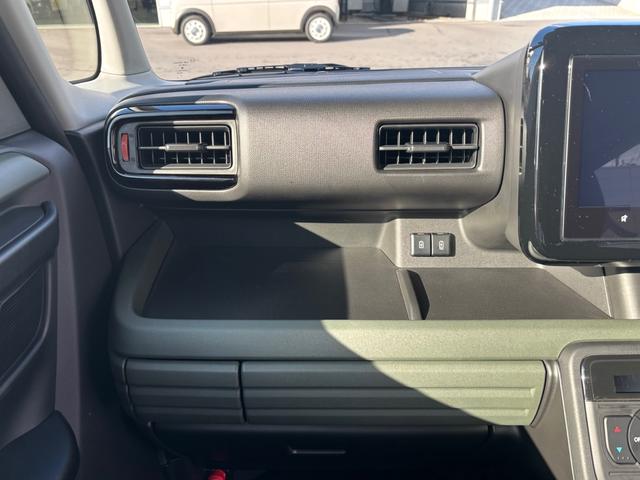 スペーシアギア ハイブリッドXZ ターボ デュアルセンサーブレーキサポートII、誤発進抑制機能、後方誤発進抑制機能、低速時ブレーキサポート(前進、後退)、パーキングセンサー(フロント、リヤ)、車線逸脱警報機能、車線逸脱抑制機能(31枚目)