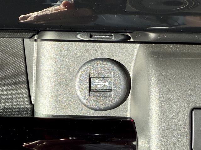 スペーシアカスタム ハイブリッドXSターボ デュアルセンサーブレーキサポートII、誤発進抑制機能、後方誤発進抑制機能、低速時ブレーキサポート(前進、後退)パーキングセンサー(フロント、リヤ)、車線逸脱警報機能、車線逸脱抑制機能、ふらつき警報機能(12枚目)