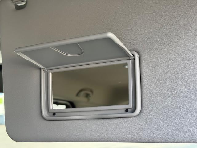 スペーシアカスタム ハイブリッドXSターボ デュアルセンサーブレーキサポートII、誤発進抑制機能、後方誤発進抑制機能、低速時ブレーキサポート(前進、後退)パーキングセンサー(フロント、リヤ)、車線逸脱警報機能、車線逸脱抑制機能、ふらつき警報機能(30枚目)