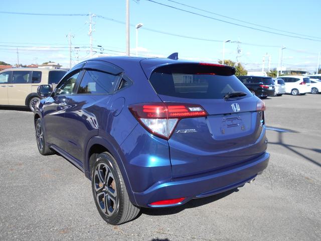 ヴェゼル ハイブリッドＺ・ホンダセンシング　ナビ・リアカメラ・フロントカメラ・ＥＴＣ・ＬＥＤヘッドライト・シートヒーター・ワンオーナー（9枚目）