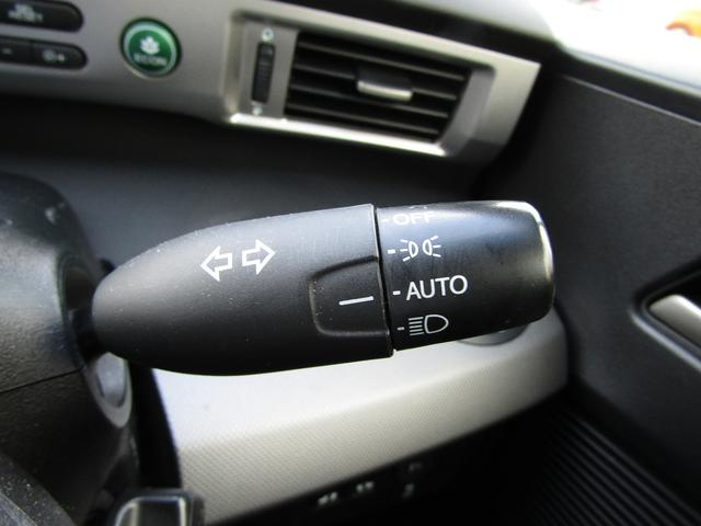 フリードハイブリッド ジャストセレクション　ナビ　バックカメラ　フルセグＴＶ　ブルートゥース　両側電動スライドドア　スマートキー　ＨＩＤヘッドライト（17枚目）