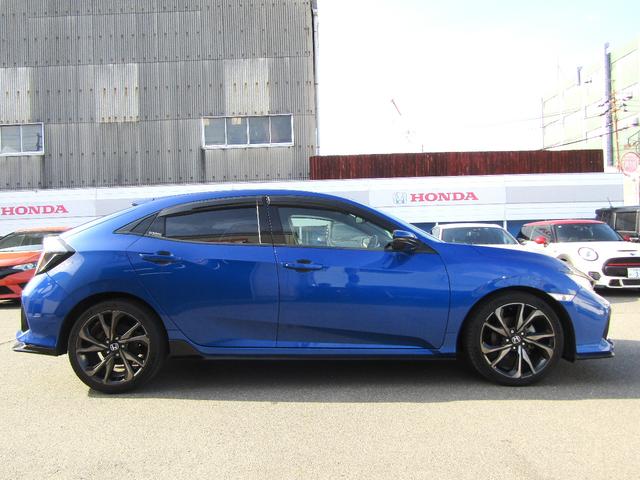 シビック ハッチバック　ホンダセンシング　ＶＴＥＣ　ターボ　６速ＭＴ　ホンダセンシング　ナビ　バックカメラ　ブルートゥース　フルセグＴＶ　１８インチアルミ　ＬＥＤライト　スマートキー　ＥＴＣ　ドラレコ（6枚目）