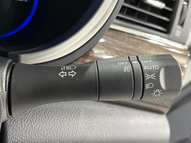 250ハイウェイスターアーバンクロム 禁煙車 純正SDナビ 両側電動ドア ハーフレザー HIDヘッド バックカメラ ETC 純正18アルミ スマートキー オートライト Bluetooth再生 電動格納ミラー(23枚目)