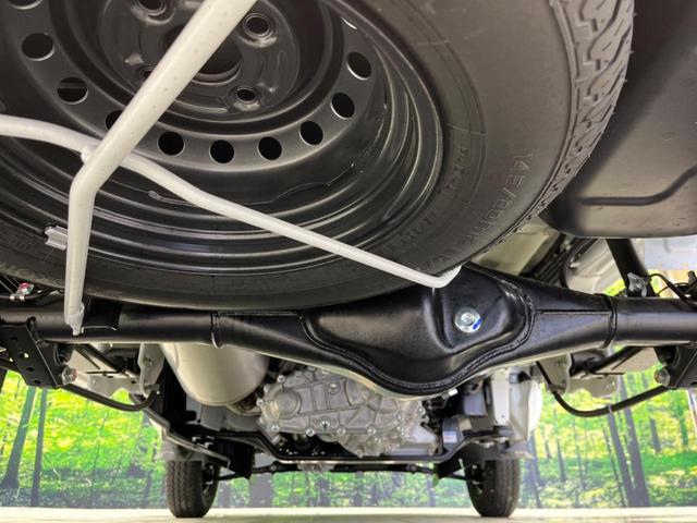 KCエアコン・パワステ 4WD 届出済未使用車 オートライト 横滑り防止装置 キーレスエントリー パワーステアリング 衝突安全ボディ グレー内装(20枚目)