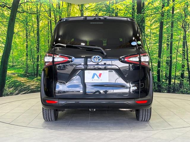 ハイブリッドG クエロ 禁煙車 純正SDナビ フリップダウンモニター 両側電動ドア ハーフレザー LEDヘッド バックカメラ ETC Bluetooth再生 純正16インチアルミ スマートキー 7人乗り(17枚目)