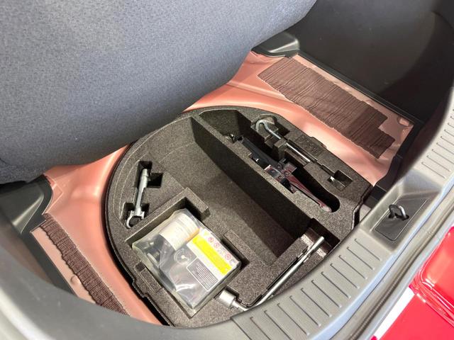 デミオ ＸＤツーリング　禁煙車　メーカーナビ　全周囲カメラ　ＥＴＣ　ＬＥＤヘッドライト　クルーズコントロール　アドバンストキー　スマートシティブレーキ　コーナーセンサー　フルセグ　純正１６インチアルミホイール（63枚目）