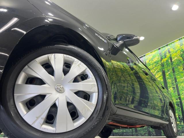 カローラフィールダー ハイブリッドＧ　プラスレッド　禁煙車　純正ＳＤナビ　セーフティセンス　バックカメラ　ハーフレザーシート　Ｂｌｕｅｔｏｏｔｈ　フルセグＴＶ　ＬＥＤヘッドライト　ＥＴＣ　オートハイビーム　レーンアシスト　オートエアコン　スマートキー（13枚目）